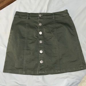 Green jean skirt. Size small
